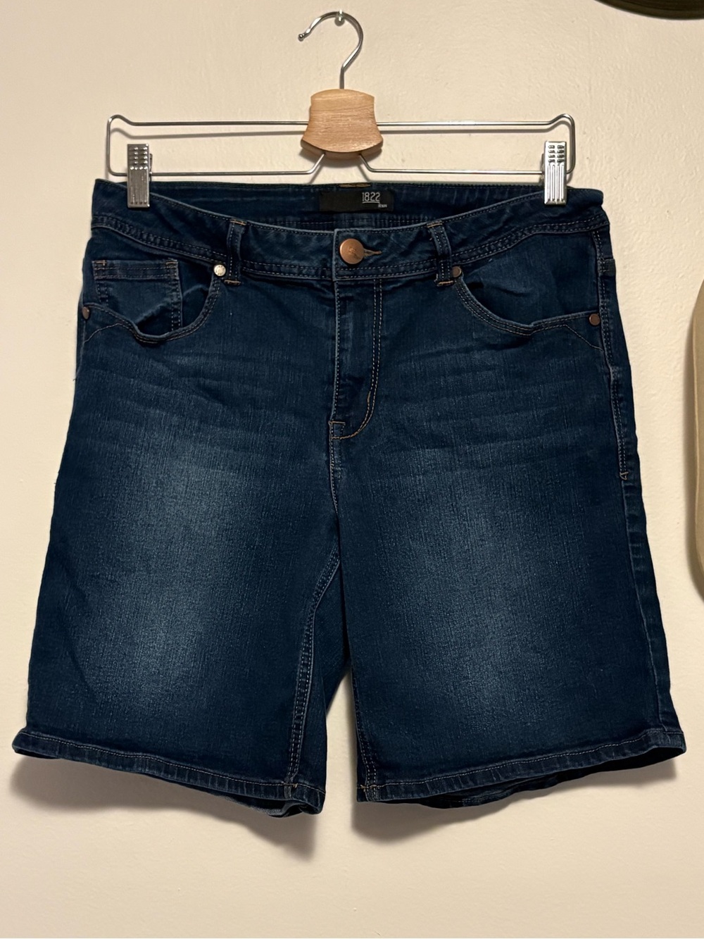 1822 Denim Dark Blue Women's Bermuda Shorts